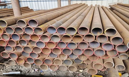 Mild Steel Pipes in Complete Range for Industrial and Construction Use